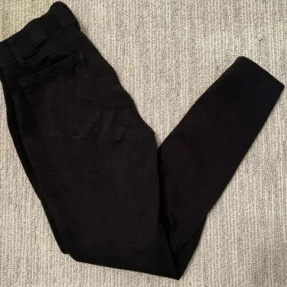 DAILY RITUAL MEDIUM PULL ON BLACK JEANS - Picture 2 of 8